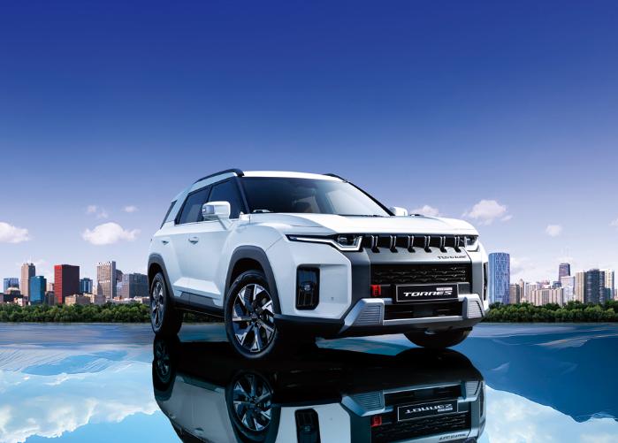 KG모빌리티 토레스 하이브리드.