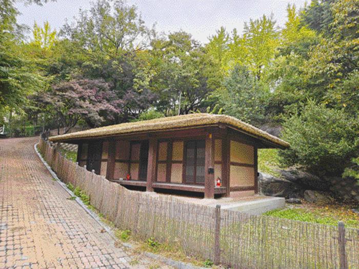 서울 낙산 지봉에 있는 이수광의 집 비우당.