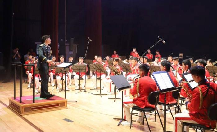 육군28보병사단 군악대 장병들이 무적태풍 호국 군악음악회에서 연주하고 있다. 사진 제공=김진식 중사