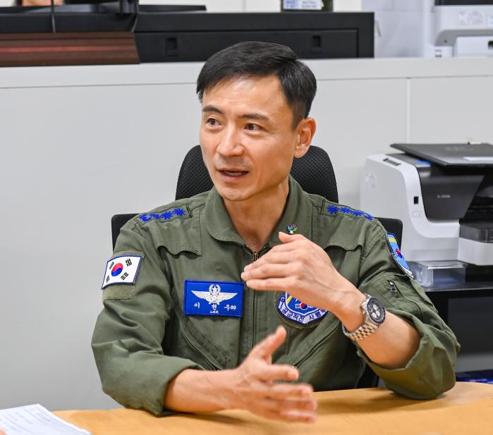 <strong>이현우 우주작전전대장.</strong>