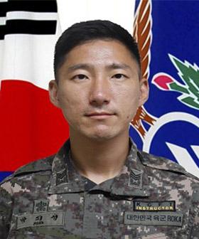 박지성 상사 육군21보병사단 백석산여단