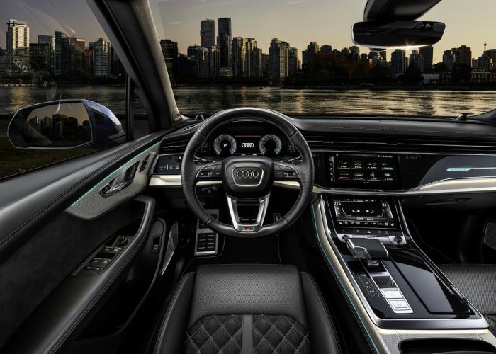 1월의 차 아우디 더 뉴 Q7 실내