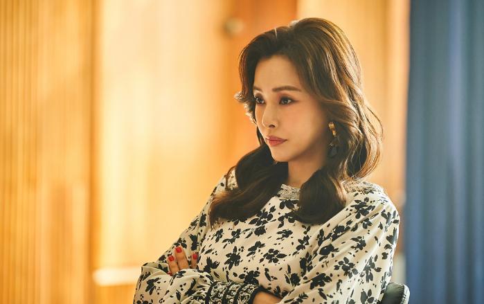 넷플릭스 시리즈 '애마'에서 정희란 역을 맡은 배우 이하늬. 사진=넷플릭스