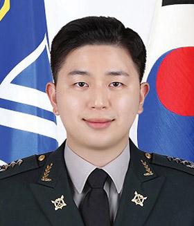 송성현 대위 육군1군수지원여단