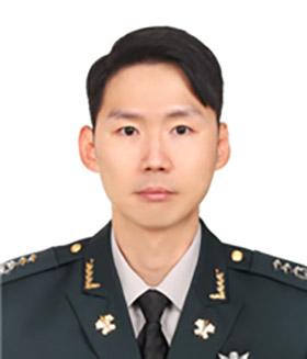 송진호 소령(진) 육군3사관학교 군사사학 교수