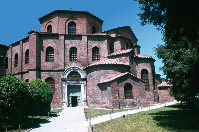 라벤나 산 비탈레 성당 외관 모습. 사진=위키백과