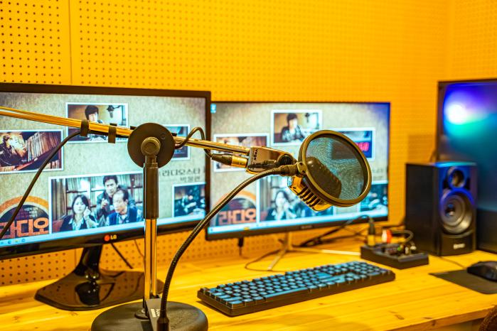 영화 ‘라디오스타’ 촬영지였던 KBS 영월방송국 건물이 지금은 ‘라디오스타박물관’으로 탈바꿈했다. 사진=필자 제공