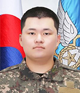 박채윤 이병 공군교육사령부