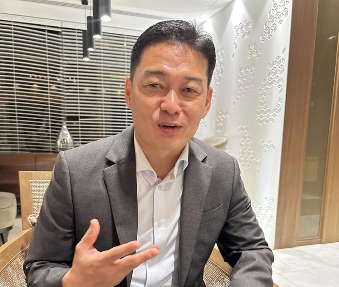 경성윤 국방부 군악대대 위문공연 인솔단장 