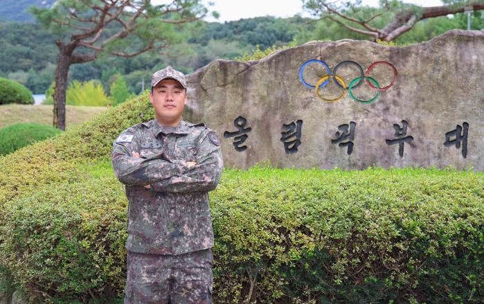 휴가 중 바다에 빠진 시민을 구조한 육군72보병사단 김한경 중사.