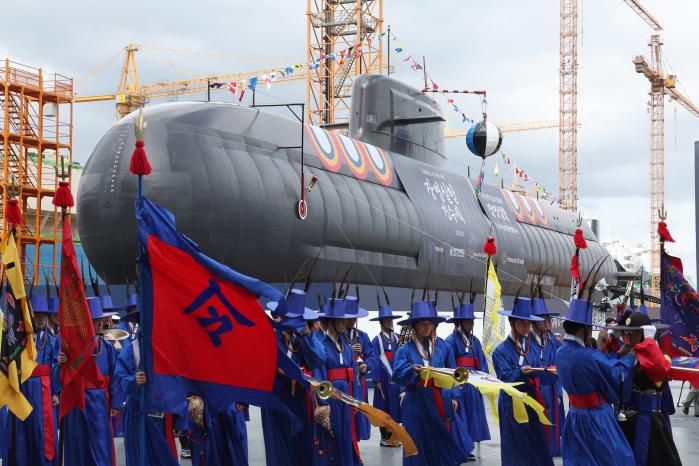 22일 경남 거제시 한화오션에서 ○○○함의 진수식이 열리고 있다. 조종원 기자