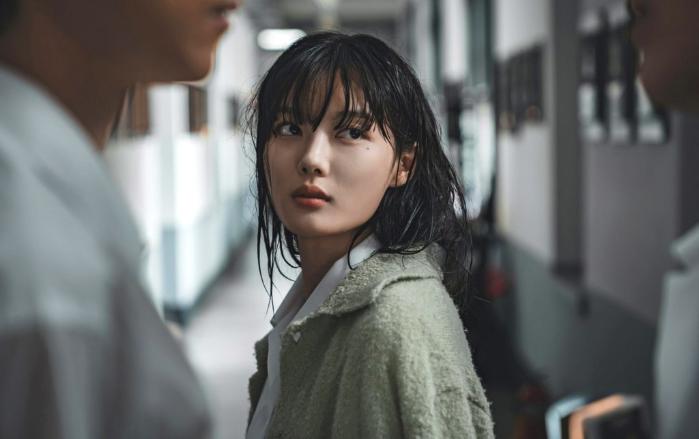 티빙 오리지널 시리즈 ‘친애하는 X’ 백아진 역 배우 김유정.