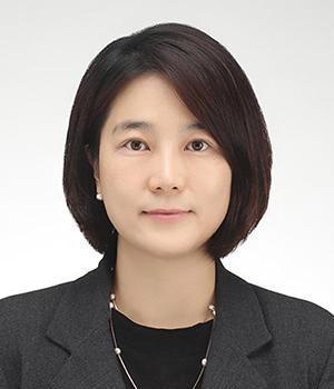 필자 방영덕 기자는 매경AX에서 유통 및 산업 분야 취재를 맡고 있다. 소비 트렌드부터 굵직굵직한 산업 이슈 등에 이르기까지 이해하기 쉽게 전하려고 한다.