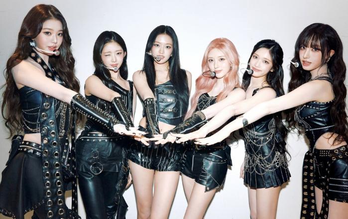 데뷔 4주년 걸그룹 아이브 "고맙고 사랑합니다" - 뉴스 썸네일 이미지