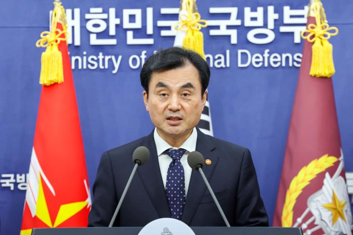 2일 12·3 비상계엄 1년을 앞두고 담화를 발표한 안규백 국방부 장관. 사진은 지난달 14일 한미안보협의회의(SCM) 공동성명 발표 모습. 한재호 기자