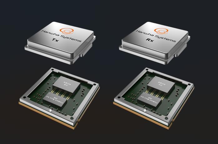 한화시스템이 개발할 트랜시버 우주반도체의 예상 분해도 형상. 한화시스템 제공