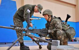 백골포병 최강부사관 선발 경연대회에 도전장을 낸 부사관이 화력장비 운용 능력을 평가받고 있다. 사진 제공=신우진 대위