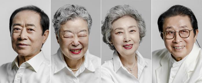 (왼쪽부터) 조흥동, 배정혜, 김현자, 국수호