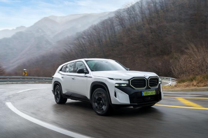 BMW ‘XM 레이블’ - 748마력·최대토크 101.9㎏·m…3.8초 만에 시속 100㎞