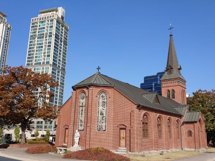 서울 중림동 약현성당의 현재 모습.