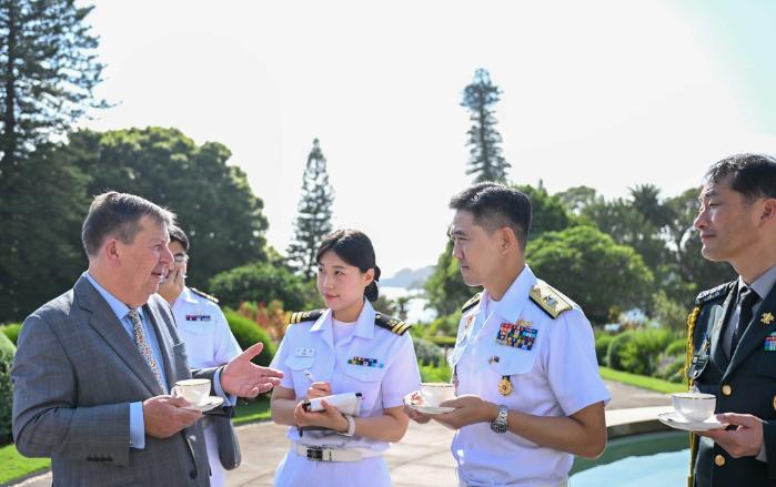 통역관 신예솔 대위 
