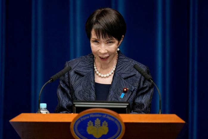 지난 10월 21일 다카이치 사나에 일본 총리가 취임 직후 도쿄 총리실에서 열린 기자회견에서 연설을 하고 있다. 로이터·연합뉴스