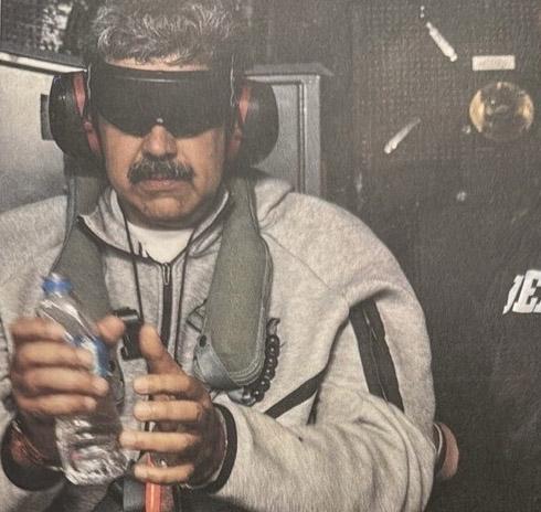 체포된 니콜라스 마두로 베네수엘라 대통령의 근황 사진. 트럼프 트루스소셜 계정·연합뉴스