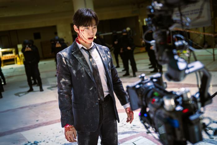 넷플릭스 오리지널 시리즈 ‘캐셔로’ 상웅 역 배우 이준호. 사진=넷플릭스