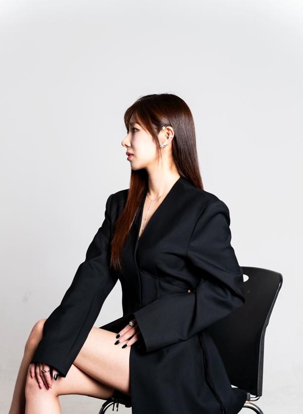 가수 옐. 사진=코스믹레이더스