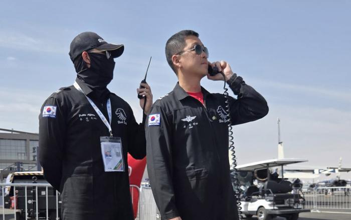 서동혁 239특수비행대대장.(사진 오른쪽)