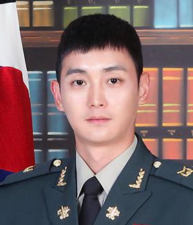 지봉구 하사 육군수도방위사령부 1경비단