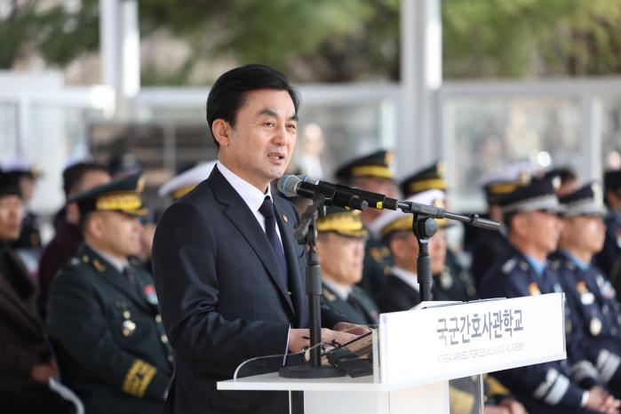 축사하는 안규백 장관.