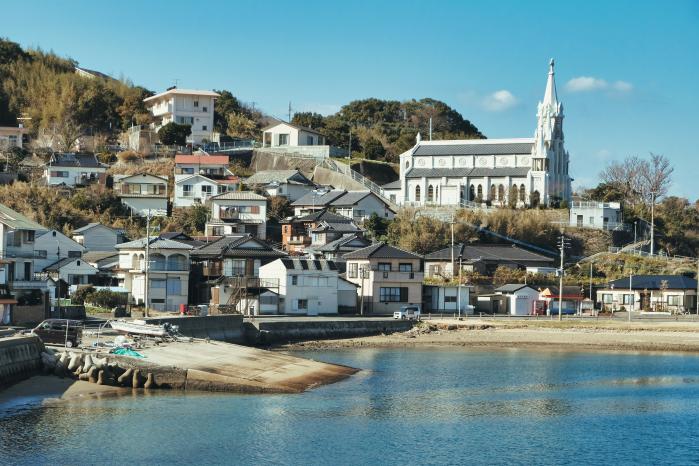 나가사키 외곽 작은 마을에도 뿌리내린 성당은 이 지역에 가톨릭 신앙이 깊이 스며 있음을 증명한다. 필자 제공