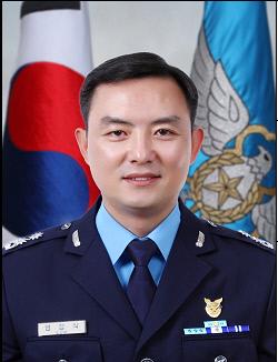 엄정식 중령 공군사관학교 군사학 교수