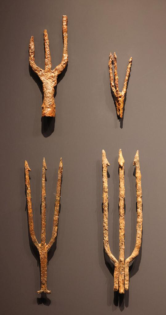 가야시대 고분에서 발견된 창. 