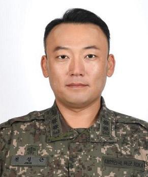 전성근 중령 육군본부 군수참모부