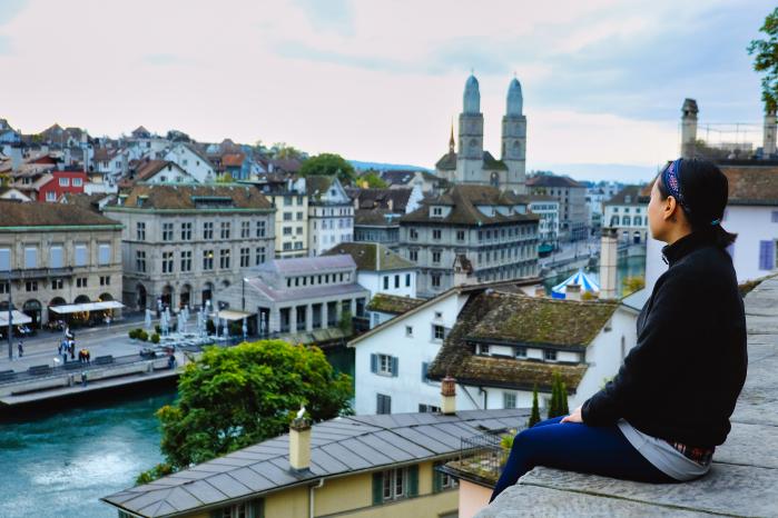 리마트강과 구시가지를 한눈에 내려다볼 수 있는 린덴호프언덕.