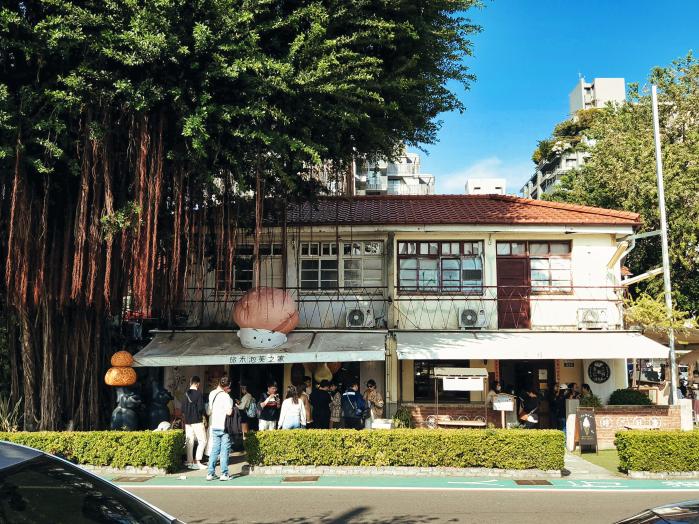 시간의 흔적 위에 젊은 감각을 덧입힌 지속 가능한 재생과 창의성의 공간 ‘심계신촌’.