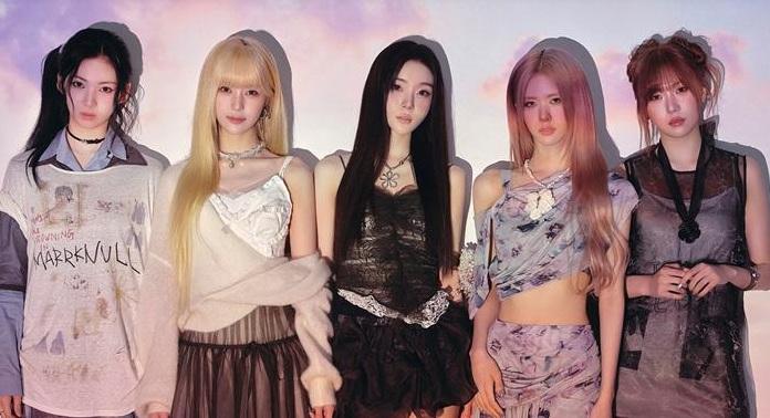 걸그룹 이프아이의 미니앨범 ‘애즈 이프’ 콘셉트 포토. 사진=하이헷엔터테인먼트