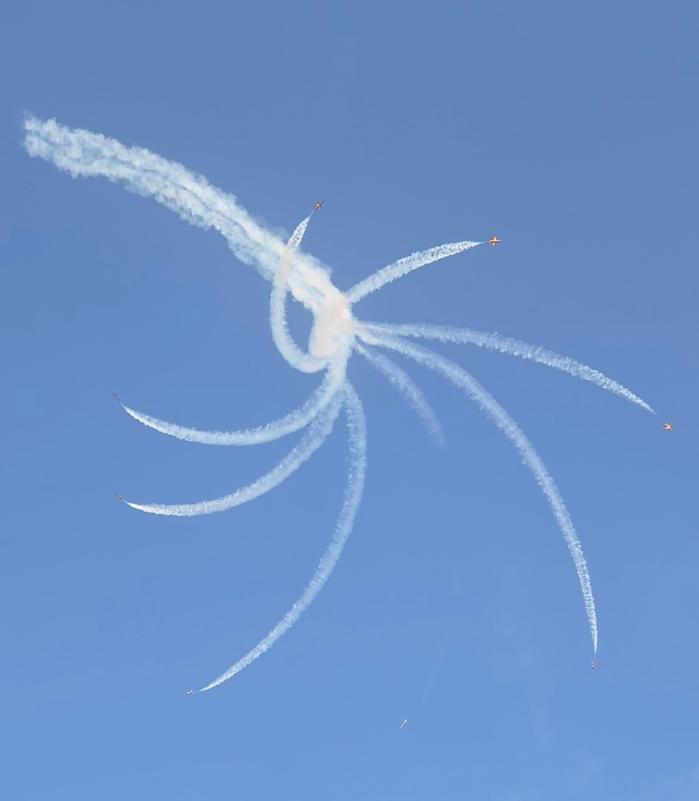 토네이도 랜딩.