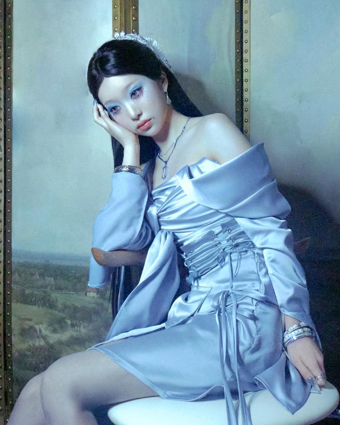 걸그룹 코스모시의 미니앨범 ‘사일런스~보디 & 소울~’ 콘셉트 포토. 사진=NTT 도코모스튜디오 & 라이브