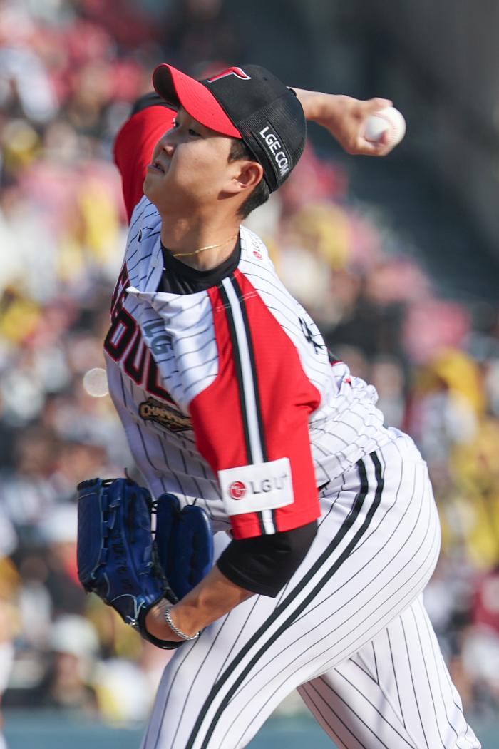 LG 유영찬.