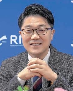 설인효 국방대학교 전략학부 교수