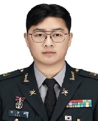 이정환 중사 육군5군단 승진표범부대