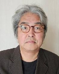 황인 미술평론가