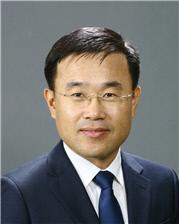 이기은 시인 육군병참동우회 사무국장