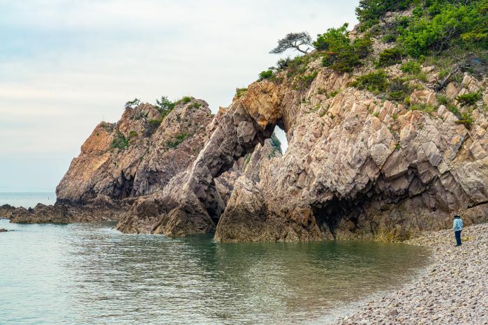 황금산 코끼리바위. 필자 제공