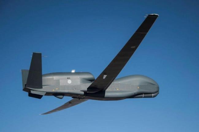 고고도 장기체공 정찰기의 대표 격으로 꼽히는 노스럽그러먼의 RQ-4B 글로벌호크 무인정찰기. 출처=노스럽그러먼 공식 홈페이지