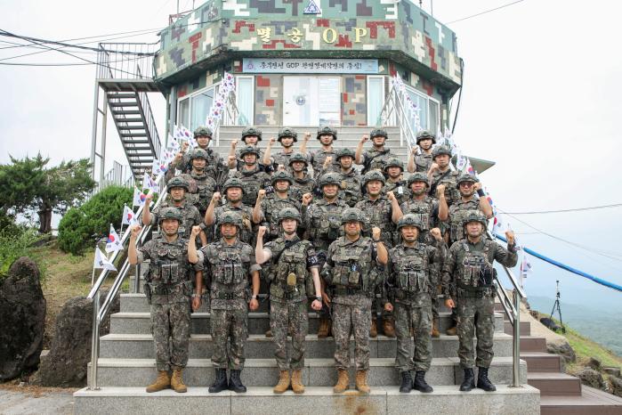 육군3보병사단 혜산진여단 장병들이 지난 16일 ‘7·16 완전작전’ 29주년 기념행사에 참석했다. 부대 제공