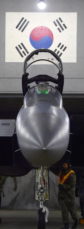 공군 11전투비행단 F-15K 전투기. 한재호 기자
